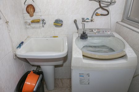 Apartamento para alugar com 63m², 2 quartos e 1 vagaÁrea de Serviço