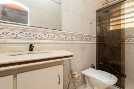 Casa à venda com 4 quartos, 300m² em Cambuci, São Paulo