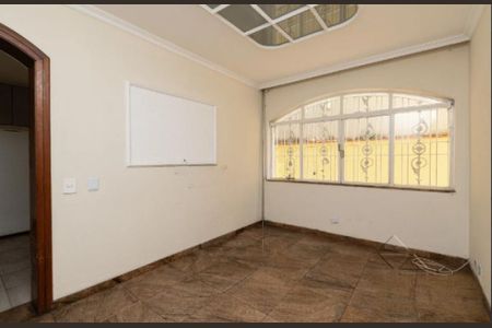Casa à venda com 4 quartos, 300m² em Cambuci, São Paulo