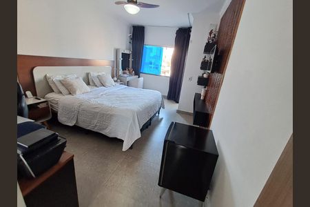 Casa à venda com 200m², 4 quartos e 2 vagas