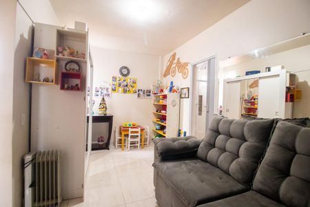 Casa à venda com 410m², 4 quartos e 8 vagas Casa à venda com 410m², 4 quartos e 8 vagasQuarto 2 - Suíte