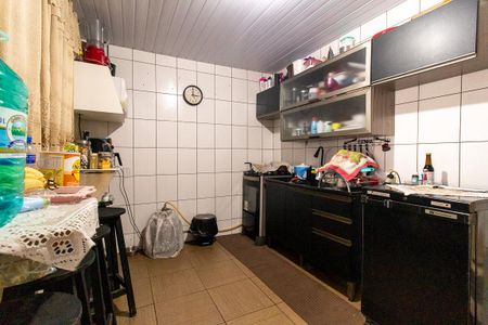 Casa à venda com 410m², 4 quartos e 8 vagas Casa à venda com 410m², 4 quartos e 8 vagasCozinha 2