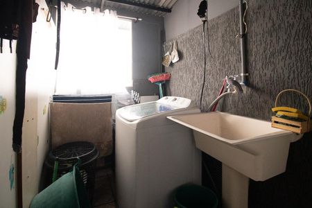 Casa à venda com 410m², 4 quartos e 8 vagas Casa à venda com 410m², 4 quartos e 8 vagasÁrea de Serviço