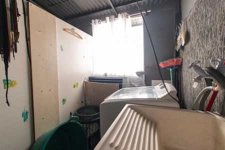 Casa à venda com 410m², 4 quartos e 8 vagas Casa à venda com 410m², 4 quartos e 8 vagasÁrea de Serviço