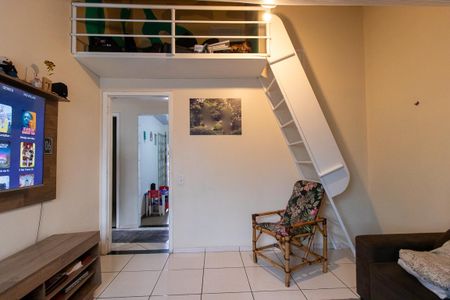 Casa à venda com 410m², 4 quartos e 8 vagas Casa à venda com 410m², 4 quartos e 8 vagasSala 2