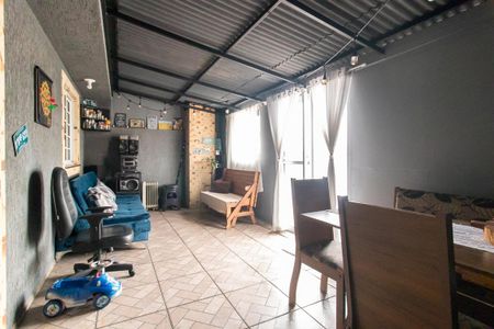 Casa à venda com 410m², 4 quartos e 8 vagas Casa à venda com 410m², 4 quartos e 8 vagasÁrea comum