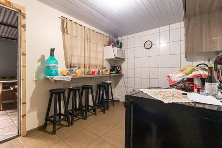 Casa à venda com 410m², 4 quartos e 8 vagas Casa à venda com 410m², 4 quartos e 8 vagasCozinha 2