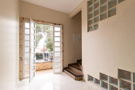 Casa à venda com 410m², 4 quartos e 8 vagas Casa à venda com 410m², 4 quartos e 8 vagasÁrea comum