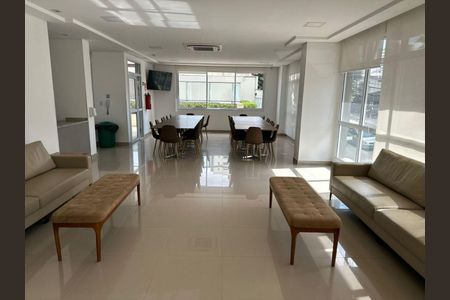 Apartamento à venda com 57m², 2 quartos e 1 vaga