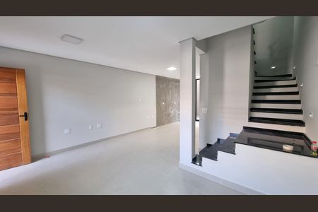 Casa à venda com 3 quartos, 100m² em Jardim Santo Antônio, Santo André
