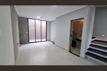 Casa à venda com 3 quartos, 100m² em Jardim Santo Antônio, Santo André