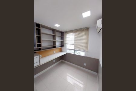 Quarto de apartamento à venda com 2 quartos, 60m² em São Lourenço, Niterói