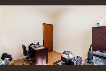 Casa à venda com 170m², 4 quartos e 5 vagas