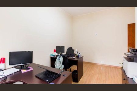 Casa à venda com 4 quartos, 170m² em Vila Mariana, São Paulo