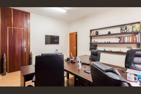 Casa à venda com 4 quartos, 170m² em Vila Mariana, São Paulo