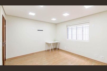 Casa à venda com 4 quartos, 170m² em Vila Mariana, São Paulo