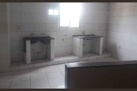 Apartamento para alugar com 1 quarto, 55m² em Coriolano, Duque de Caxias