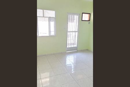 Apartamento para alugar com 1 quarto, 55m² em Coriolano, Duque de Caxias