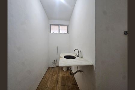 Apartamento para alugar com 104m², 3 quartos e 1 vaga Apartamento para alugar com 104m², 3 quartos e 1 vagaBanheiro