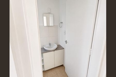 Banheiro de apartamento para alugar com 2 quartos, 54m² em Ponte do Imaruim, Palhoça