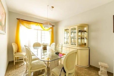 Casa à venda com 4 quartos, 280m² em Vila Caminho do Mar, São Bernardo do Campo