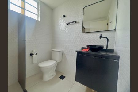 Apartamento para alugar com 68m², 2 quartos e 1 vaga Apartamento para alugar com 68m², 2 quartos e 1 vagaBanheiro