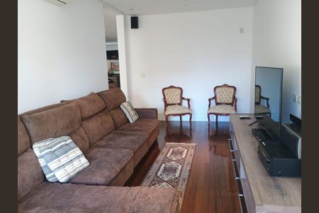 Casa à venda com 6 quartos, 560m² em Vila Mariana, São Paulo