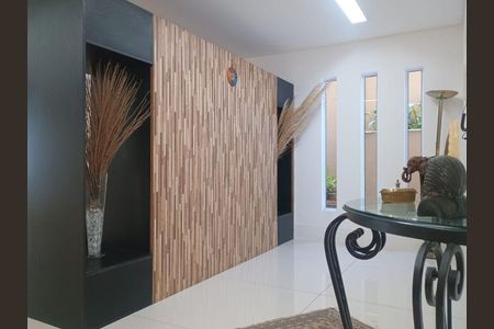Casa à venda com 6 quartos, 560m² em Vila Mariana, São Paulo