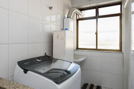 Apartamento à venda com 104m², 2 quartos e 1 vaga Apartamento à venda com 104m², 2 quartos e 1 vagaÁrea de Serviço
