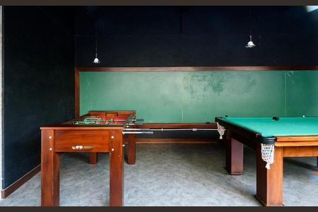 Apartamento à venda com 104m², 2 quartos e 1 vaga Apartamento à venda com 104m², 2 quartos e 1 vagaSalão de Jogos