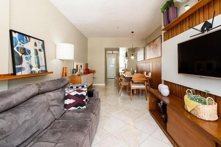 Apartamento à venda com 104m², 2 quartos e 1 vaga Apartamento à venda com 104m², 2 quartos e 1 vagaSala