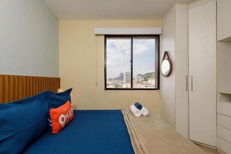 Apartamento à venda com 104m², 2 quartos e 1 vaga Apartamento à venda com 104m², 2 quartos e 1 vagaQuarto