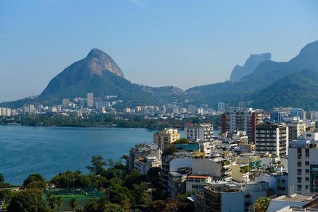 Apartamento à venda com 104m², 2 quartos e 1 vaga Apartamento à venda com 104m², 2 quartos e 1 vagaVista