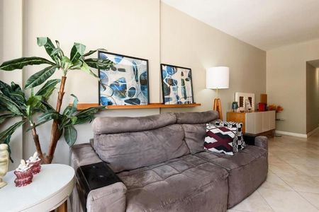 Apartamento à venda com 104m², 2 quartos e 1 vaga Apartamento à venda com 104m², 2 quartos e 1 vagaSala
