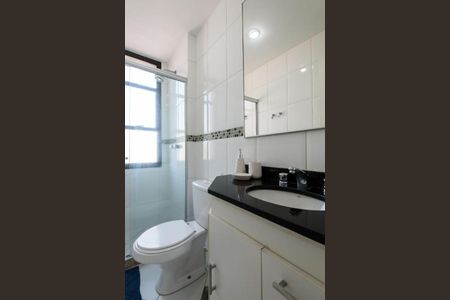 Apartamento à venda com 104m², 2 quartos e 1 vaga Apartamento à venda com 104m², 2 quartos e 1 vagaBanheiro