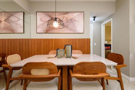 Apartamento à venda com 104m², 2 quartos e 1 vaga Apartamento à venda com 104m², 2 quartos e 1 vagaSala de Jantar