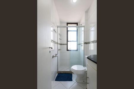 Apartamento à venda com 104m², 2 quartos e 1 vaga Apartamento à venda com 104m², 2 quartos e 1 vagaBanheiro