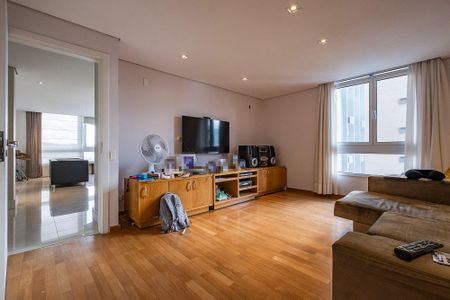 Sala 2 de apartamento à venda com 3 quartos, 240m² em Jardim Europa, São Paulo