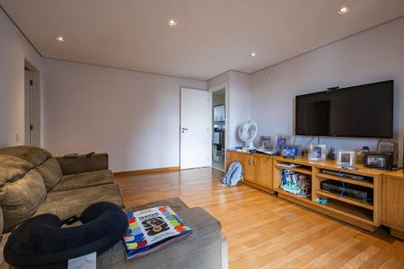 Apartamento à venda com 240m², 3 quartos e 2 vagas Apartamento à venda com 240m², 3 quartos e 2 vagasSala 2