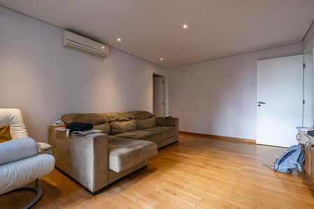 Sala 2 de apartamento à venda com 3 quartos, 240m² em Jardim Europa, São Paulo