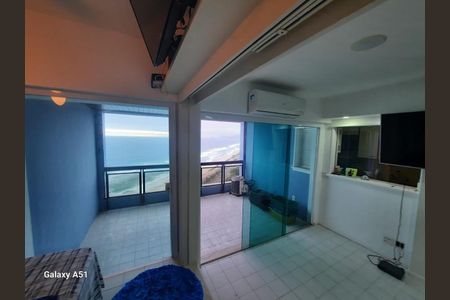 Apartamento à venda com 60m², 1 quarto e 1 vaga