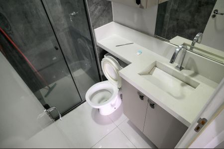 Apartamento para alugar com 63m², 2 quartos e 1 vaga Apartamento para alugar com 63m², 2 quartos e 1 vagaBanheiro