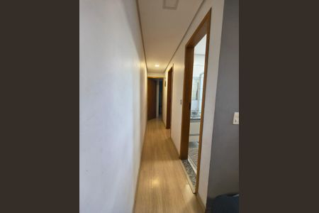 Corredor de apartamento à venda com 2 quartos, 94m² em Jardim do Estádio, Santo André