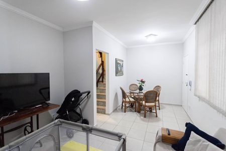Sala de casa de condomínio à venda com 3 quartos, 112m² em Ouro Preto, Belo Horizonte