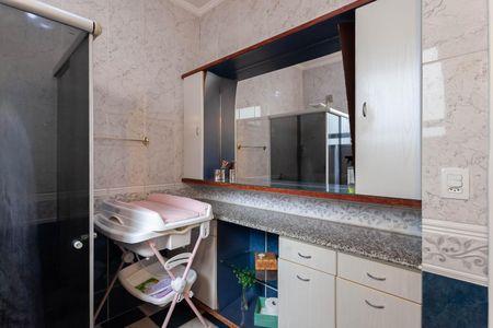 Casa de condomínio à venda com 112m², 3 quartos e 1 vaga Casa de condomínio à venda com 112m², 3 quartos e 1 vagaBanheiro social