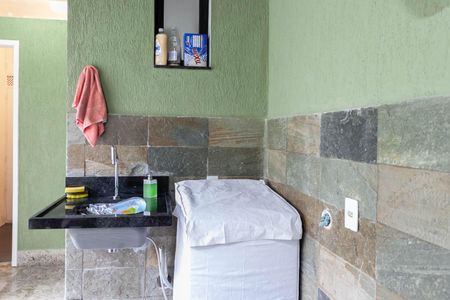 Casa de condomínio à venda com 112m², 3 quartos e 1 vaga Casa de condomínio à venda com 112m², 3 quartos e 1 vagaÁrea externa
