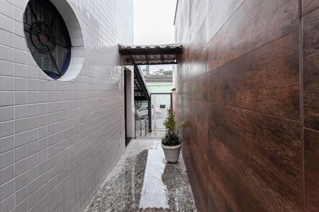 Casa de condomínio à venda com 112m², 3 quartos e 1 vaga Casa de condomínio à venda com 112m², 3 quartos e 1 vagaEntrada