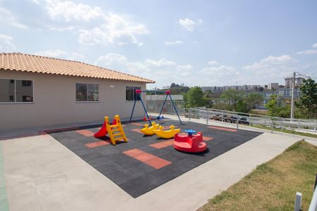 Apartamento para alugar com 43m², 2 quartos e 1 vaga Apartamento para alugar com 43m², 2 quartos e 1 vagaÁrea comum - Playground
