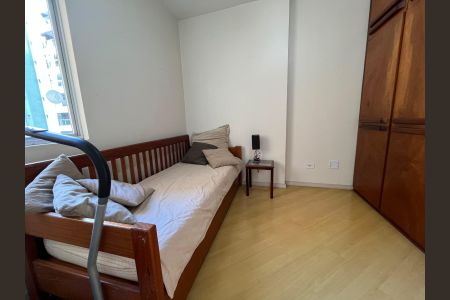 Quarto de apartamento para alugar com 2 quartos, 77m² em Cristo Rei, Curitiba