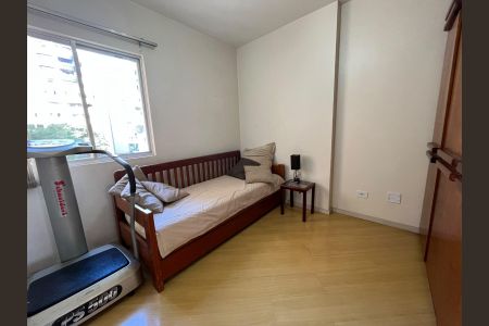 Quarto de apartamento para alugar com 2 quartos, 77m² em Cristo Rei, Curitiba